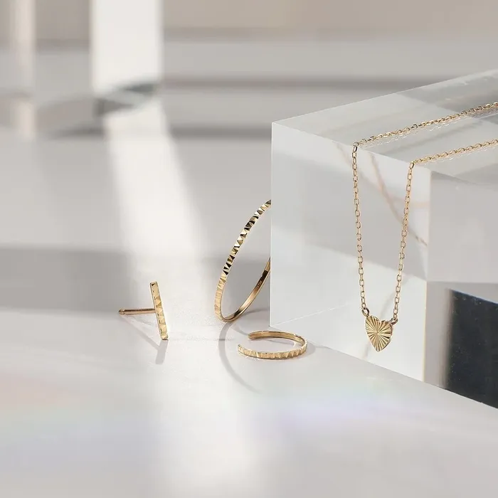 Aurelie Gi Earrings DAISY Single Diamond Stud Earring Aurelie Gi Earrings DAISY Single Diamond Stud Earring